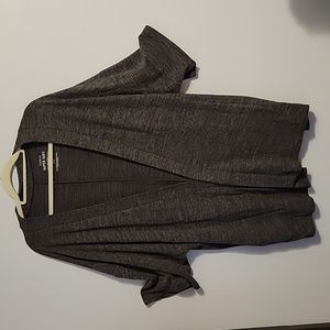 Torrid Short Sleeve Cardigan Size 1/2